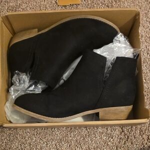 Journee Collection Black Ankle Booties